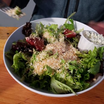 Thunder Island Brewing - Salad with bleu cheese on the side - Breweries Near Me - Cascade Locks, Oregon Thunder Island Brewing - Salad with bleu cheese on the side - Breweries Near Me - Cascade Locks, Oregon