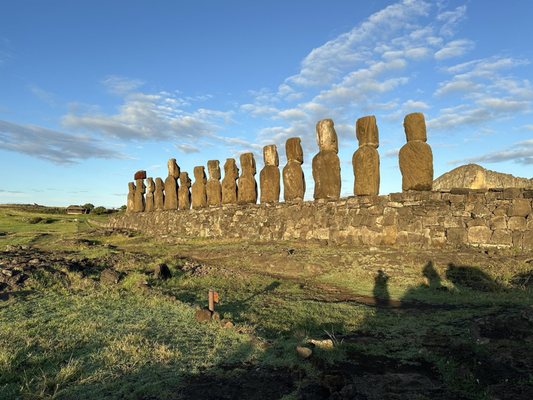 Ahu Tongariki by null