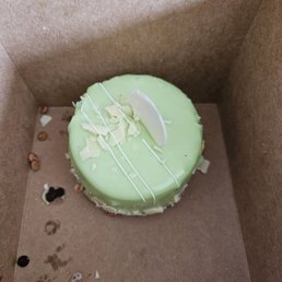 Pistachio cake Pistachio cake