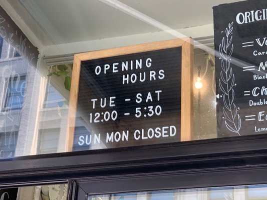 sai plant deli by Vegan Pudding & Co. by null