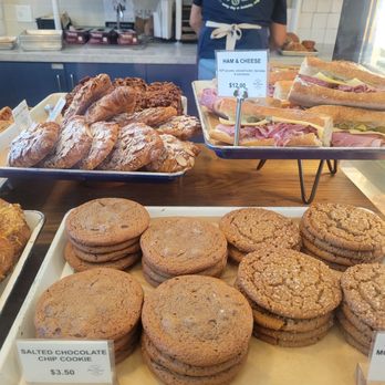 Starter Bakery - Bakeries Near Me - Oakland, California