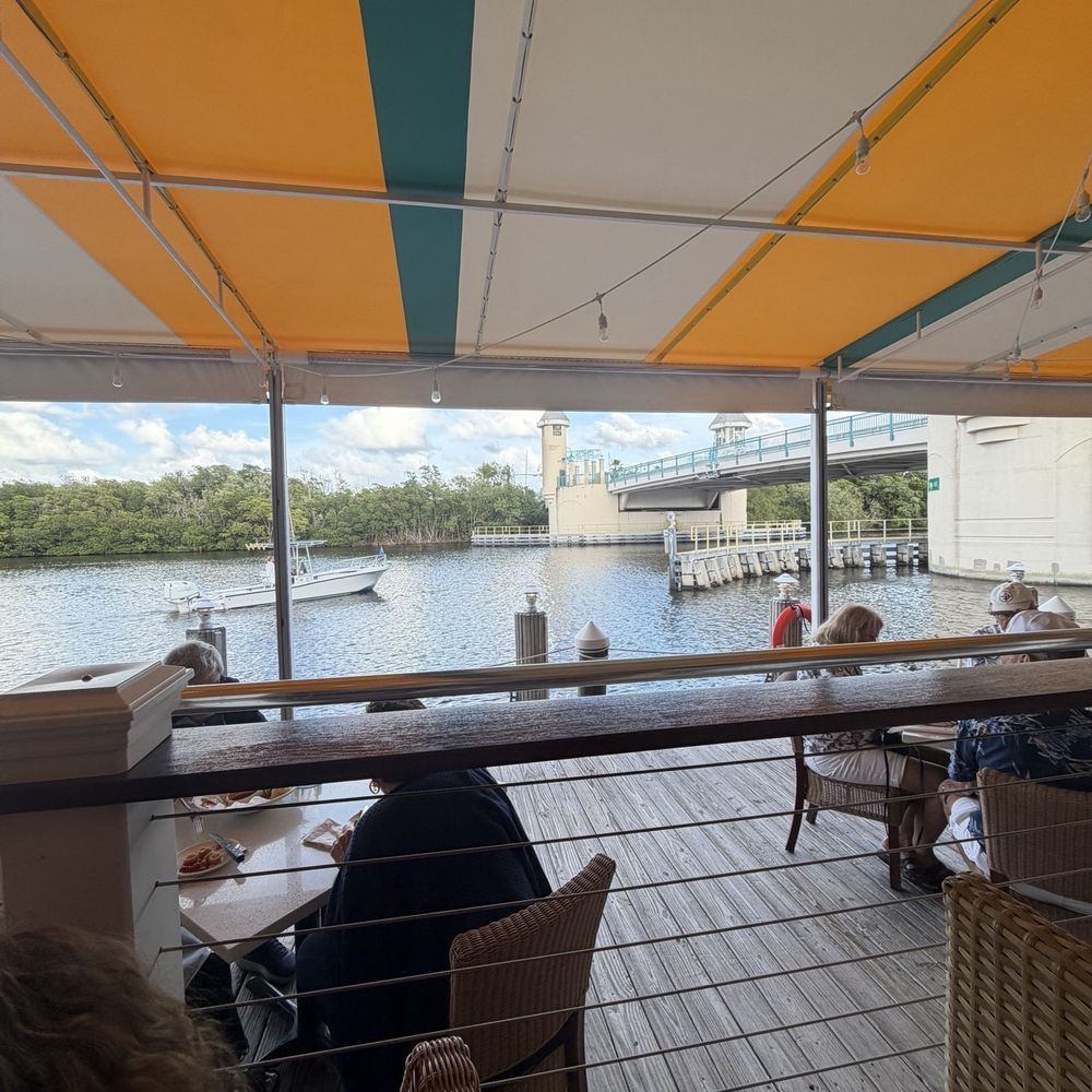 Banana Boat - Intercostal - Lounges Near Me - Boynton Beach, Florida