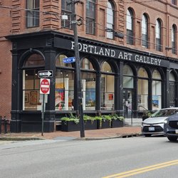 Portland Art Gallery - Showing Maine artists!
