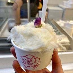 Single Scoop Sour Cherry & Fairy Floss
