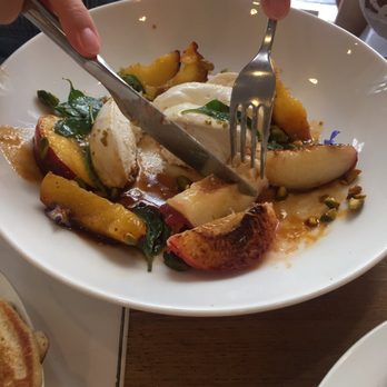 Coutume - Burrata - Coffee Roasteries Near Me - Paris, 75 Coutume - Burrata - Coffee Roasteries Near Me - Paris, 75