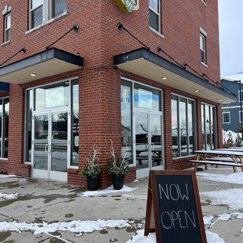 Bozeman Market & Deli - the outside of the building - Delis Near Me - Bozeman, Montana