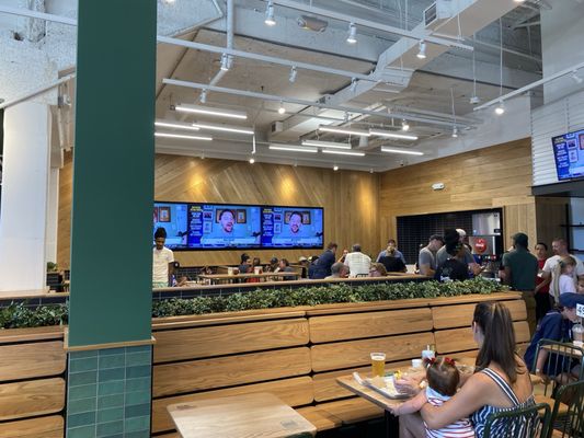 Shake Shack The Battery by null