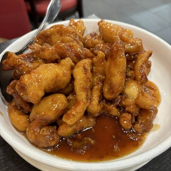 Yunnan Restaurant - Orange chicken - Chinese Near Me - Oak Park, California Yunnan Restaurant - Orange chicken - Chinese Near Me - Oak Park, California