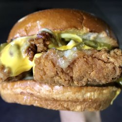 1P2P The Original Tossed Fries - American Chili Cheese chicken sandwich -- amazing $5.99 value!