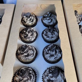 The Apron & Whisk - Cookies and cream - Cupcakes Near Me - Union City, California The Apron & Whisk - Cookies and cream - Cupcakes Near Me - Union City, California