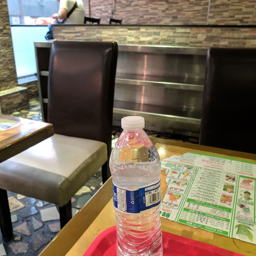 Corner 28 - seating - Chinese Near Me - Flushing, New York Corner 28 - seating - Chinese Near Me - Flushing, New York