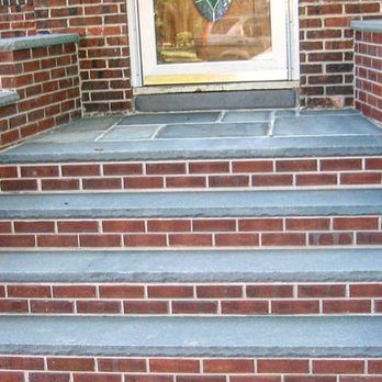 R&Re Construction - Landing steps and wall - Masonry/Concrete Near Me - Oakville, Connecticut R&Re Construction - Landing steps and wall - Masonry/Concrete Near Me - Oakville, Connecticut