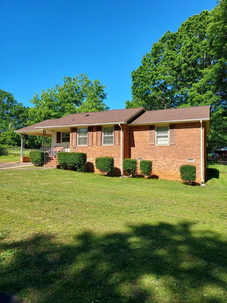 Slide of Garrett Roofing