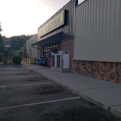 Dollar General - Entrance, lots of parking.