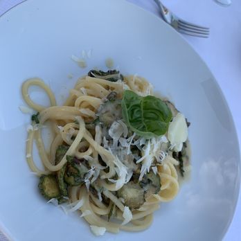 Luna - Lemon pasta with zucchini...fabulous flavors! - Italian Near Me - Positano, SA