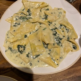 Flour & Grape - Fazzoletti - Italian Near Me - London, XGL Flour & Grape - Fazzoletti - Italian Near Me - London, XGL