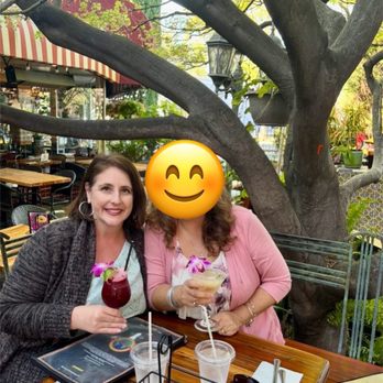 Tower Cafe - Outdoor patio - Breakfast & Brunch Near Me - Sacramento, California