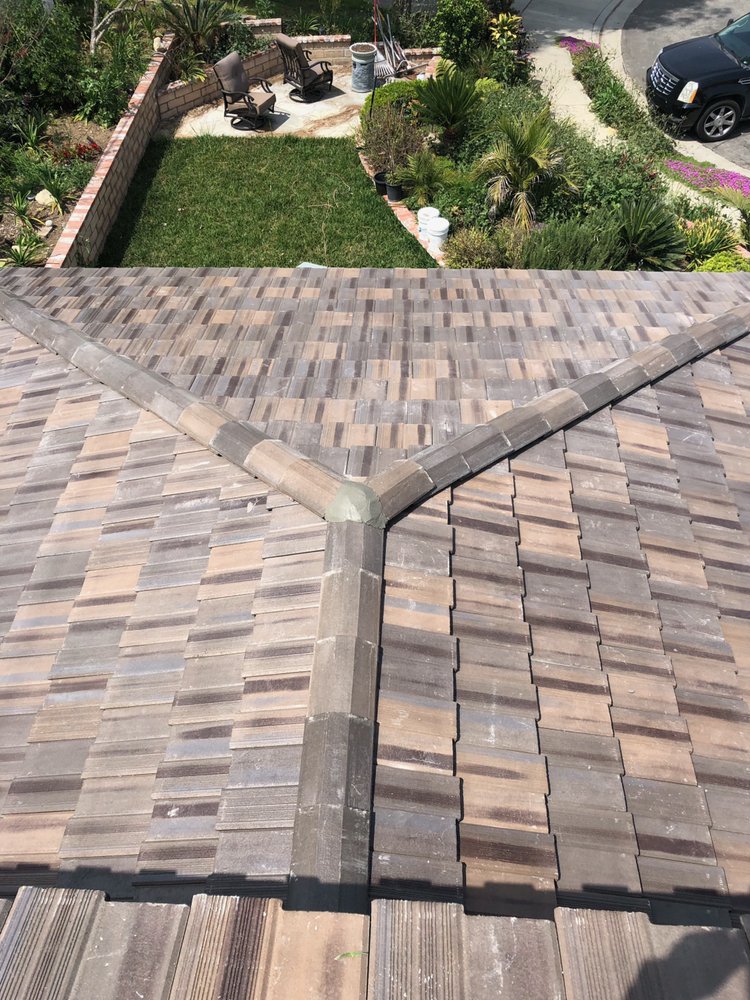 Slide of Fortified Roofing