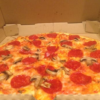 Jack Loves Pizza - Pepperoni and mushroom pizza - Pizza Near Me - Tujunga, California Jack Loves Pizza - Pepperoni and mushroom pizza - Pizza Near Me - Tujunga, California