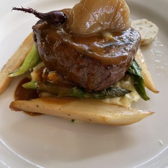Perch - Filet Mignon Au Poivre - Lounges Near Me - Los Angeles, California