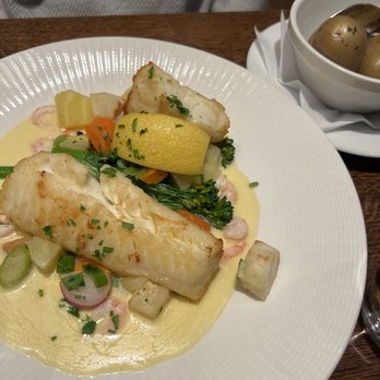 Bryggeloftet & Stuene - Local cod (wolf fish) - excellent - Seafood Near Me - Bergen, 12 Bryggeloftet & Stuene - Local cod (wolf fish) - excellent - Seafood Near Me - Bergen, 12