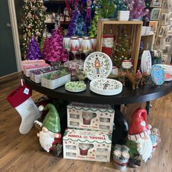 Outside the Box - Christmas displays