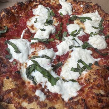 TailGate Brewery - Small Burrata Margarita Pizza - Breweries Near Me - Nashville, Tennessee TailGate Brewery - Small Burrata Margarita Pizza - Breweries Near Me - Nashville, Tennessee