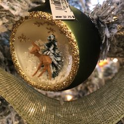 Acorn Shop - Classic Christmas Ornament