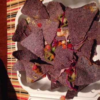 SunCafe - SUN NACHOS Top layer was delicious.But I got a box full of dry chips:/Not what I was expecting for $12.Hope it's a1time mistake! - Vegan Near Me - Studio City, California SunCafe - SUN NACHOS Top layer was delicious.But I got a box full of dry chips:/Not what I was expecting for $12.Hope it's a1time mistake! - Vegan Near Me - Studio City, California