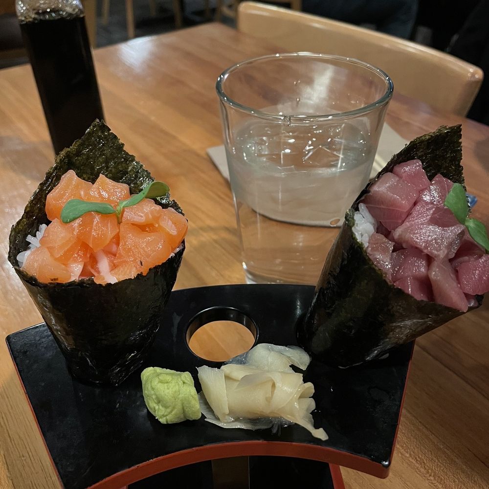 Kazoku - hand rolls - salmon and tuna - Sushi Bars Near Me - Edmonds, Washington Kazoku - hand rolls - salmon and tuna - Sushi Bars Near Me - Edmonds, Washington