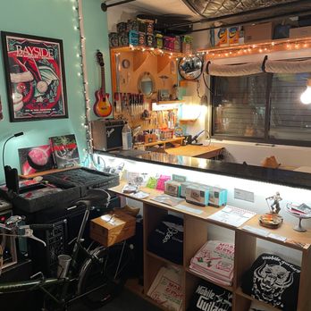 Mobile Guitars - Musical Instrument Services Near Me Mobile Guitars - Musical Instrument Services Near Me