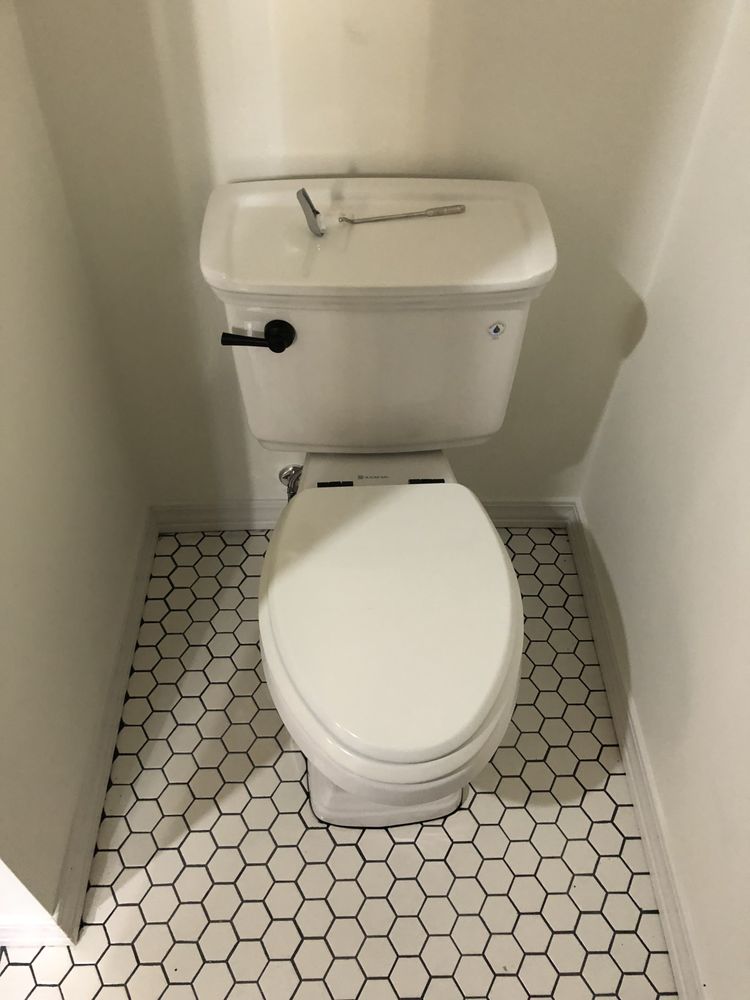 Slide of A&W Contracting