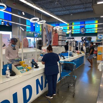 Old Navy - Men's Clothing Near Me - Rockville, Maryland