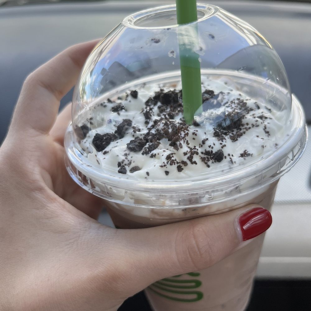 Shake Shack The Falls - Chocolate Milk & Cookies Shake - Burgers Near Me - Miami, Florida Shake Shack The Falls - Chocolate Milk & Cookies Shake - Burgers Near Me - Miami, Florida
