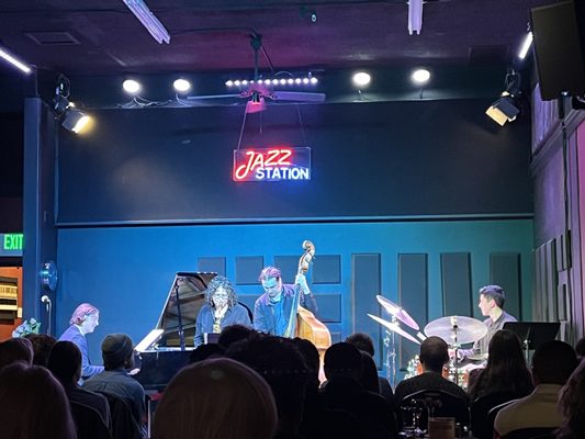 The Jazz Station by null
