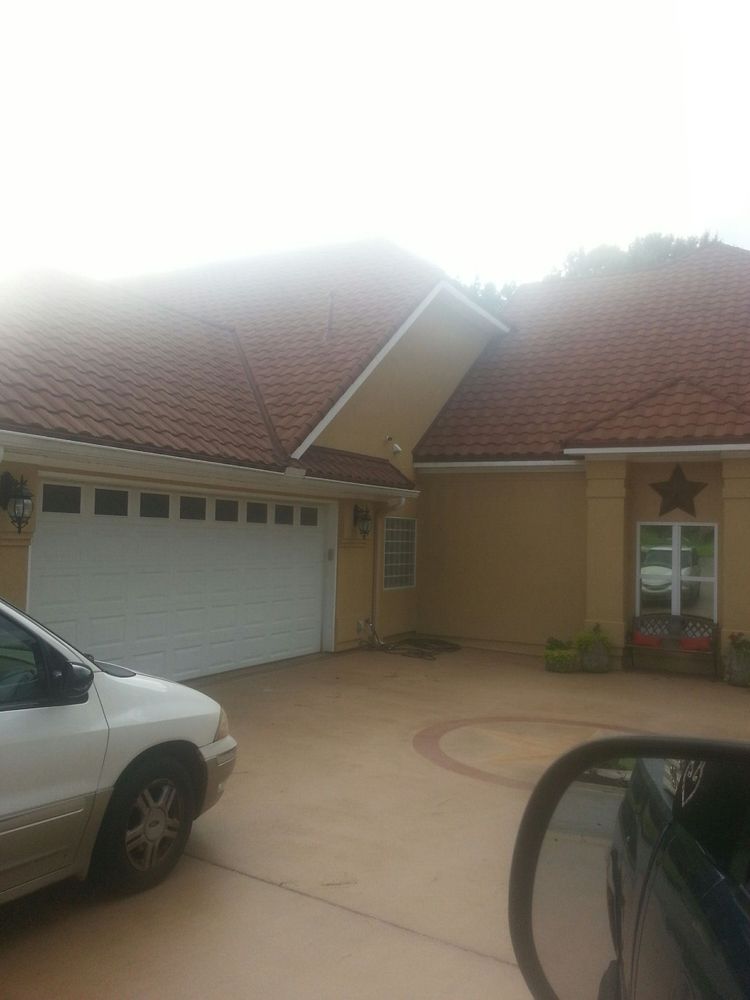 Slide of Kemp's Roofing