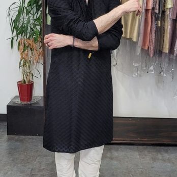Hue's India - Kurta set - Women's Clothing Near Me - Ballwin, Missouri Hue's India - Kurta set - Women's Clothing Near Me - Ballwin, Missouri