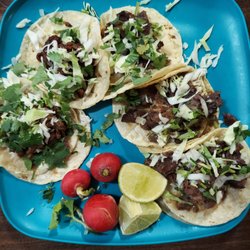 El Noa Noa - clockwise from nine o'clock - Asada, Adobada, Barbacoa and 2 lengua. Loaded with meat, they are a steal at 5 for $8