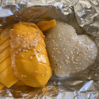 Modern Thai - Mango sticky rice - Thai Near Me - Montebello, California Modern Thai - Mango sticky rice - Thai Near Me - Montebello, California