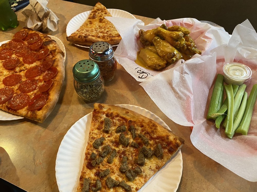 PIZZA CLASSIC - 16 Photos & 22 Reviews - 180 Genesee St, Utica, New