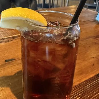 Finney's Crafthouse - Stevenson Ranch - Iced Tea - New American Near Me - Stevenson Ranch, California