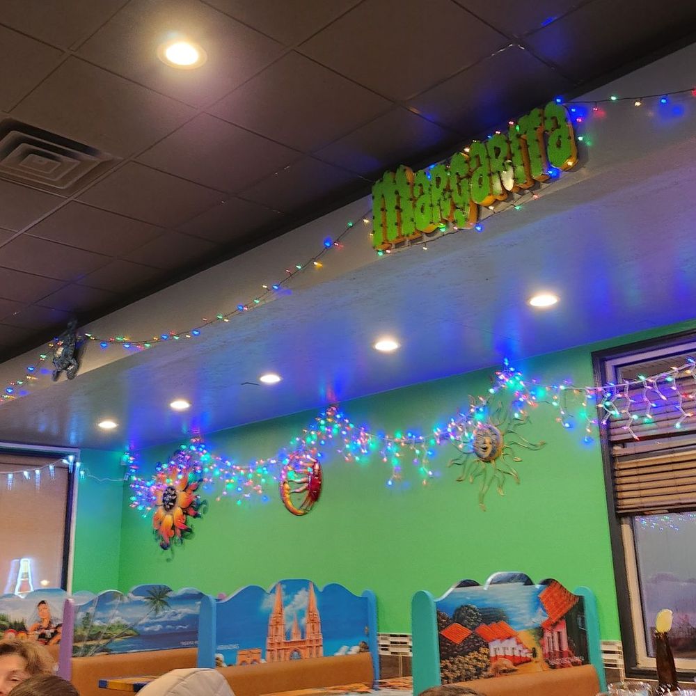Casa Margaritas Mexican Grill - Ambiance - Mexican Near Me - Champaign, Illinois Casa Margaritas Mexican Grill - Ambiance - Mexican Near Me - Champaign, Illinois