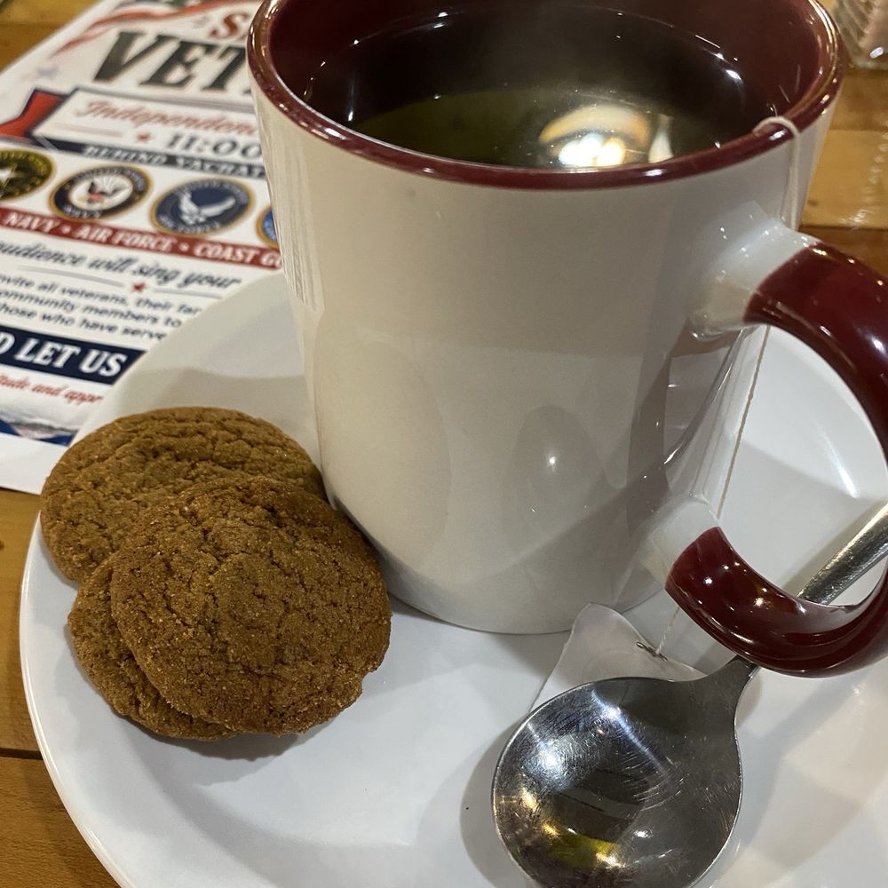 Cafe Chill - I even got a couple of biscuits with my tea - Breakfast & Brunch Near Me - Waldport, Oregon