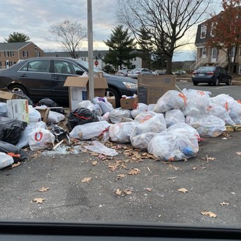 The Meadows - Apartments Near Me - Centreville, Virginia