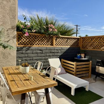 Cam Cooke Designs - Patio dining - Interior Design Near Me - Palm Springs, California Cam Cooke Designs - Patio dining - Interior Design Near Me - Palm Springs, California