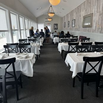Howard's Seafood Restaurant - Seafood Near Me - Beach Haven Gardens, New Jersey Howard's Seafood Restaurant - Seafood Near Me - Beach Haven Gardens, New Jersey