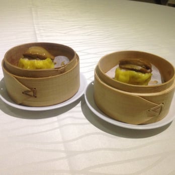 壹玖捌叁 - Huge siu mais with an abalone on top - Dim Sum Near Me - Hong Kong, HK