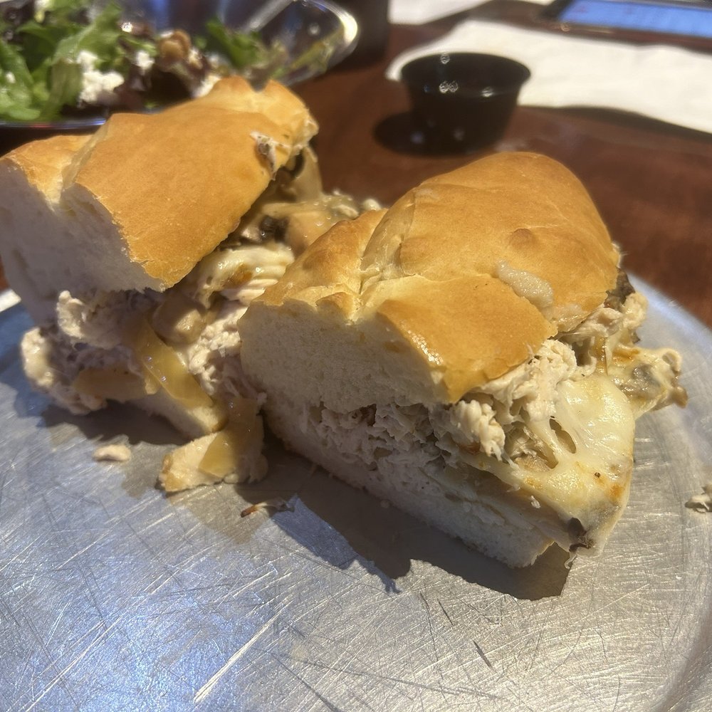 PaPPo's Pizzeria & Pub - Chicken and cheese sandwich - Italian Near Me - Fairview Heights, Illinois PaPPo's Pizzeria & Pub - Chicken and cheese sandwich - Italian Near Me - Fairview Heights, Illinois