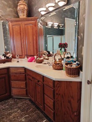 Laura's Cleaning Services