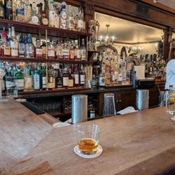 Peter Luger - Bar area